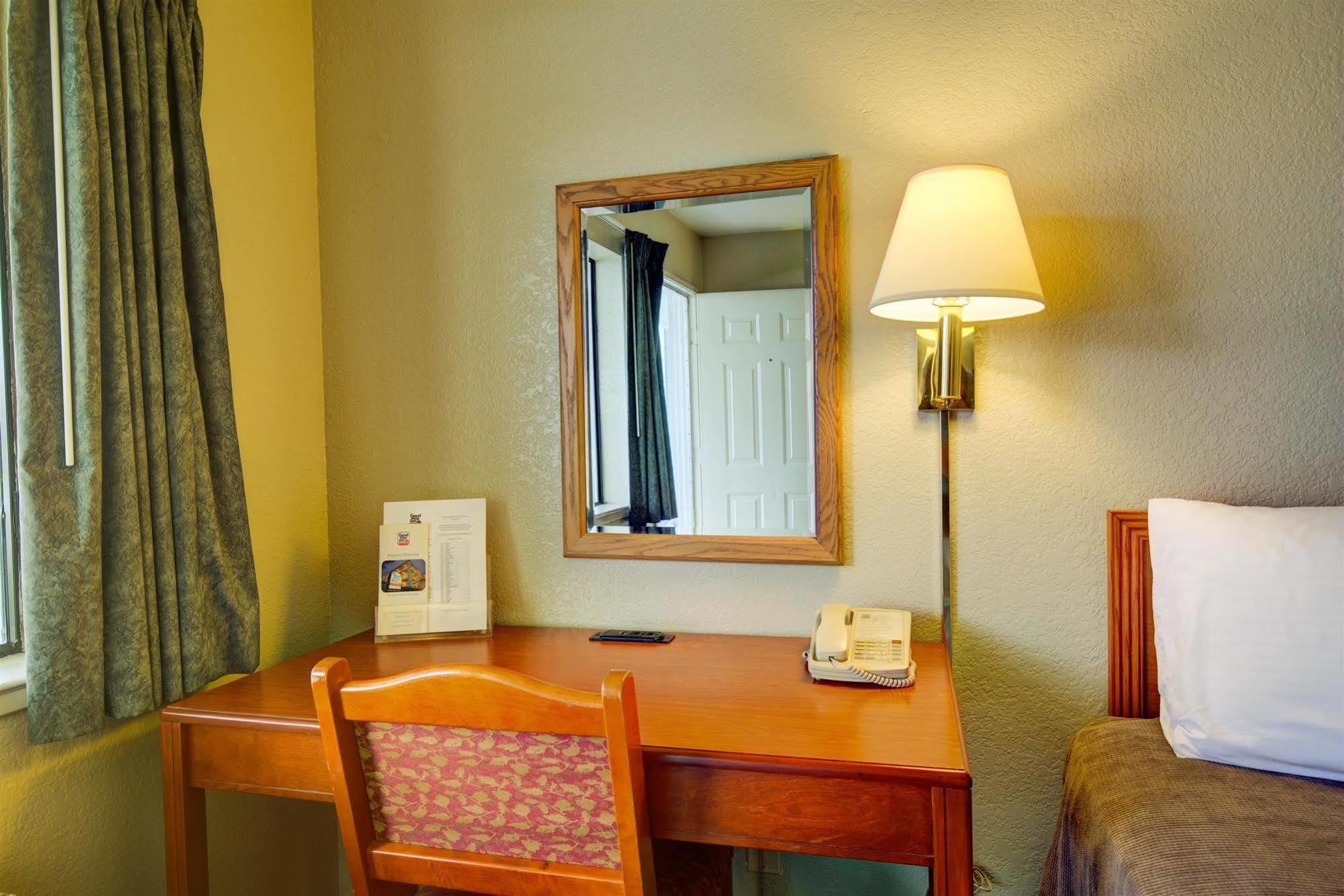 Good Nite Inn Salinas Ngoại thất bức ảnh